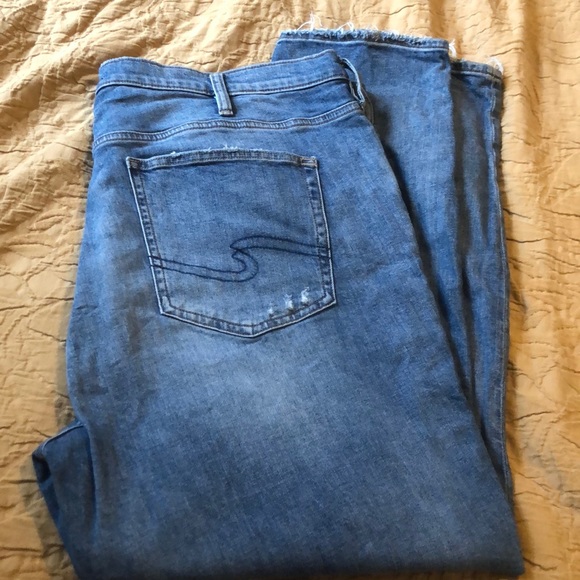 Size 20 Silver Jean Co jeans. - Picture 2 of 4
